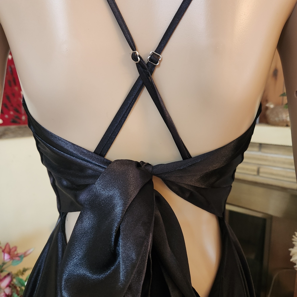 Stunning AW Bridal Black Satin Floor-Length Gown - Picture 7 of 10